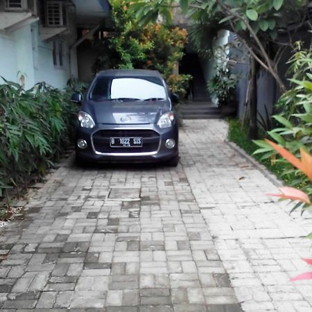 Makassar Breeze Place Residence Экстерьер фото